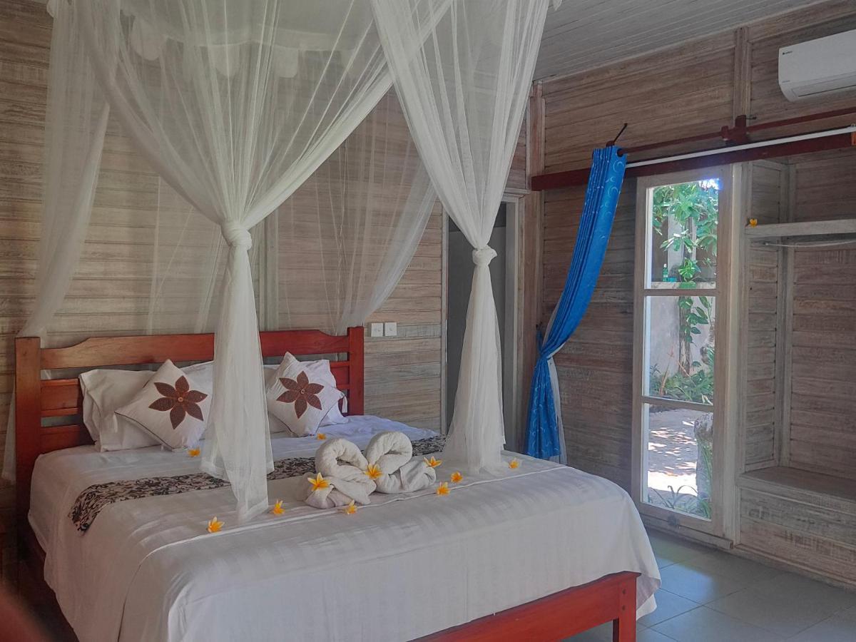 Vista Huts Lembongan Otel Dış mekan fotoğraf