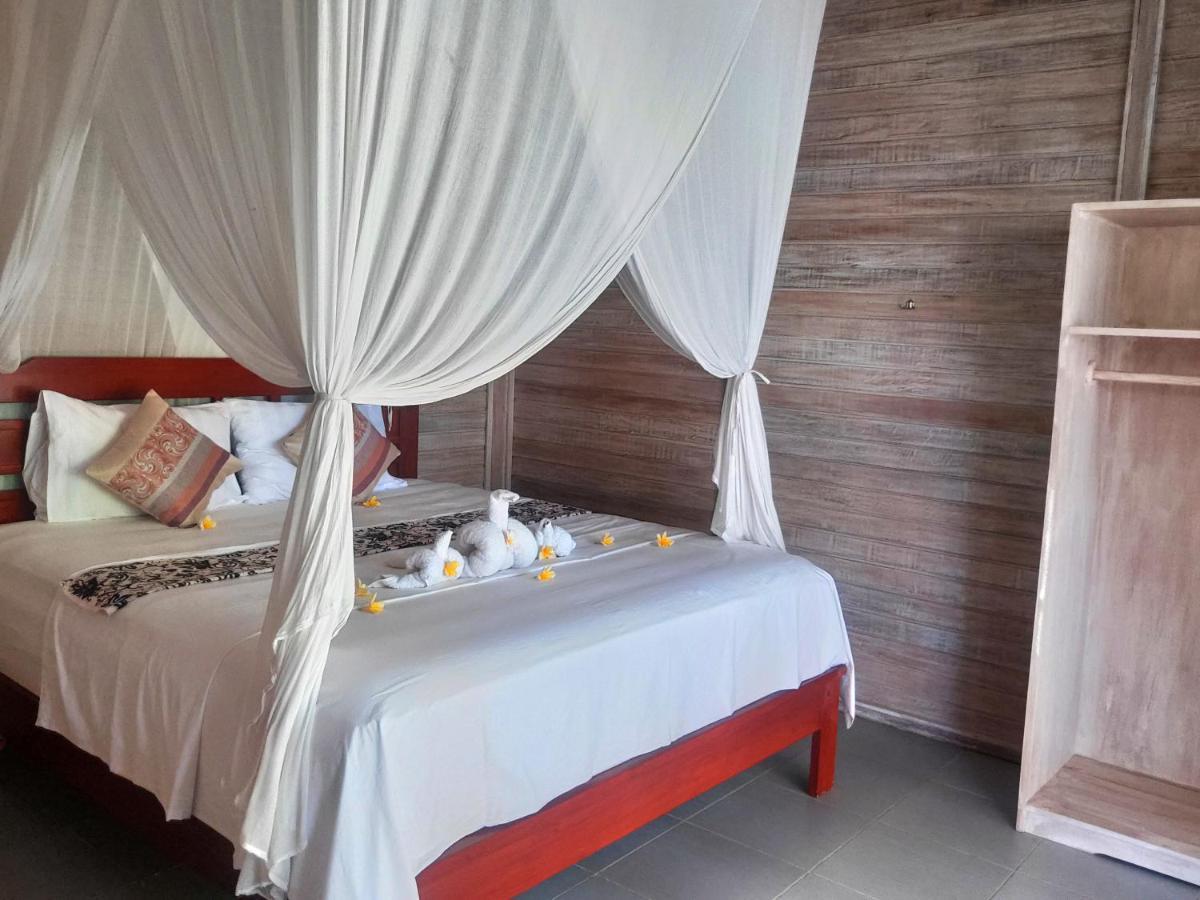 Vista Huts Lembongan Otel Dış mekan fotoğraf
