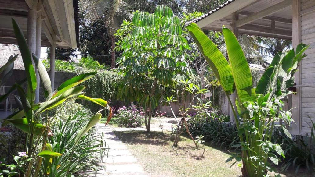 Vista Huts Lembongan Otel Dış mekan fotoğraf