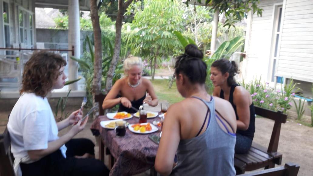 Vista Huts Lembongan Otel Dış mekan fotoğraf